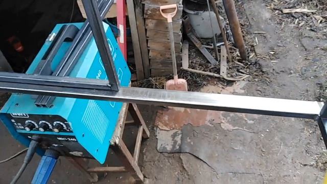 Покажу как сделать парник «хлебница» из профильной трубы. Подробно с размерами всех деталей.