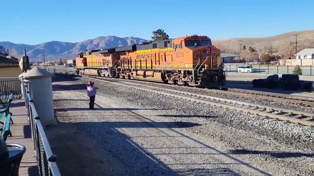 A Dispatcher's Headache at the Tehachapi Crossover смотреть онлайн