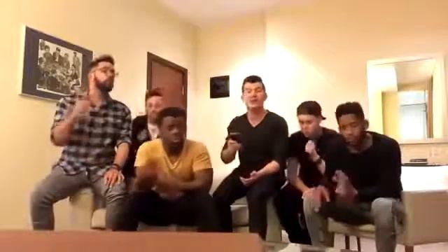 США. Молодежь поет азербайджанскую песню акапелла 'Не гордись', Слова Р.Рзы, муз. Т.Кулиева. смотреть онлайн