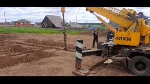 бурение свай.работа японской буровой машиной.продолжаем стройку после дождей.