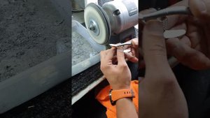 Заточка кусачек для кутикулы STALEKS