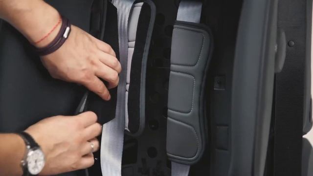 Britax Römer Advansafix IV R | установка для группы 2-3 (EN) смотреть онлайн