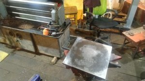 Восстановление поверочной плиты шабрением. Scrap-yard surface plate restoration. Rough scraping.