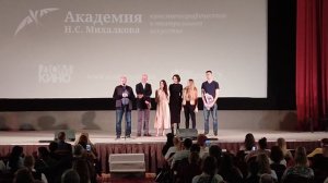 VID_20230404_191816.mp4