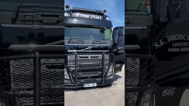 Volvo FH audio upgrade