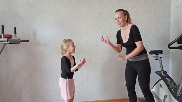 Театральные уроки для детей.Упражнение с воображаемым предметом. смотреть онлайн