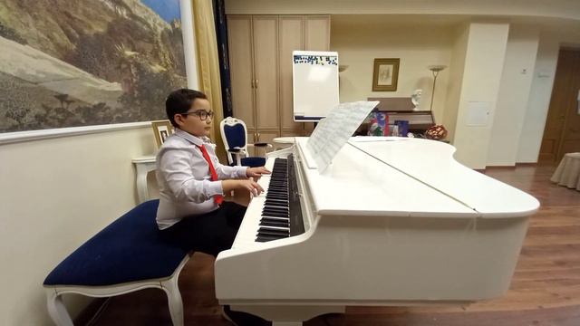 Моцарт В.А. Сонатина  номер 1трехголосная.Фортепиано