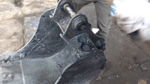 Как снять быстросъем на JCB 3CX