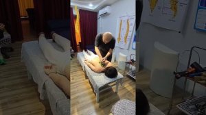 Ставим на место ротированные позвонки. Декомпрессия позвонков поясничного и грудного отдела