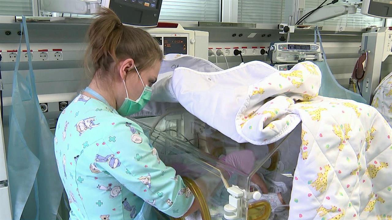 В России будут тестировать на коронавирус новорожденных от матерей с подтвержденным диагнозом