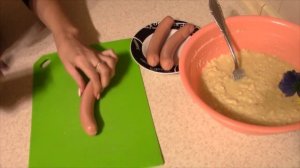 Закусочные оладьи без муки с сосисками. На скорую руку!