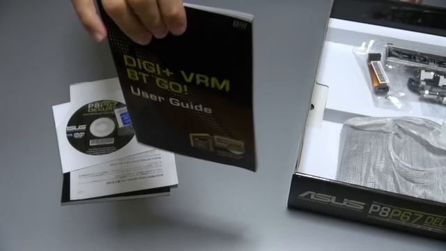 UNBOXING - ASUS P8P67 Deluxe смотреть онлайн