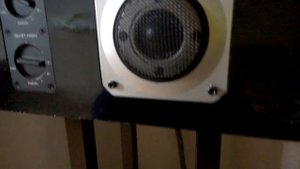 Yamaha NS - 366 plays Black Van - Yearning