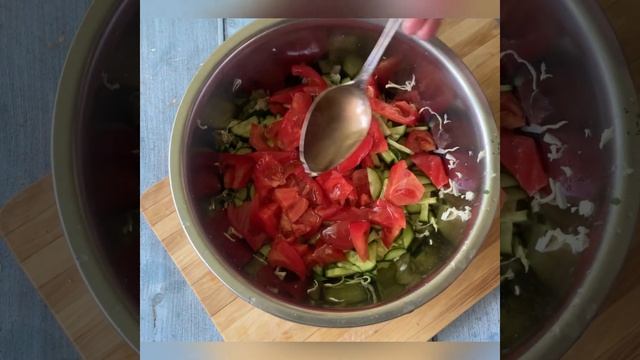 Худею к лету! Салат весенний! Идеальный салат смотреть онлайн