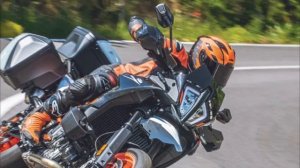 2023 KTM 890 SMT