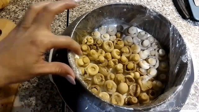 3 закуски +3 вкусных салатика для небольшой семьи. смотреть онлайн