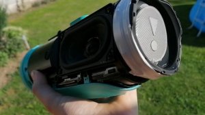 JBL CHARGE 4 GG BASS TEST? 100% VOL LOW FREQUENCY MODE