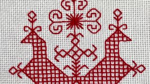 Вышивание птиц в счетной технике роспись