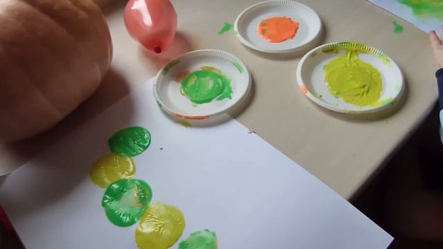 необычное рисование с детьми  Рисуем воздушными шариками
