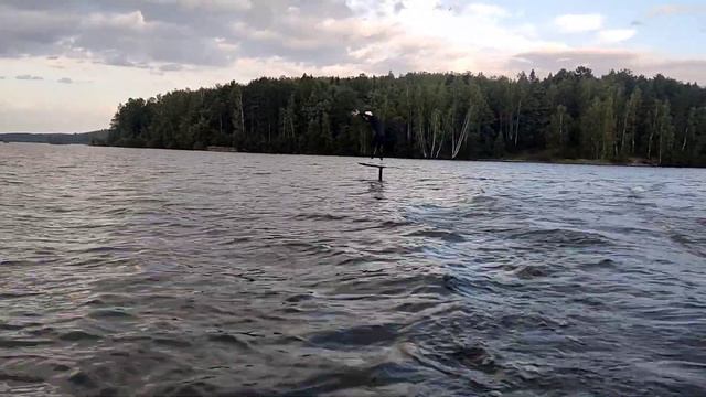 Это вам не сапборд, здесь работать надо)) #snowbro #hydrofoil #pumping смотреть онлайн