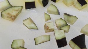 Салат с сыром, баклажанами и рукколой