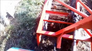 Транспортёрная однорядная самодельная копалка  Homemade tractor