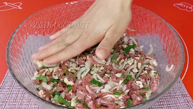 НАУЧИЛ ТУРЕЦКИЙ ПОВАР!?? ЭТО ЛУЧШИЕ ГОЛУБЦЫ КОТОРЫЕ Я ПРОБОВАЛ! Покоряет сразу. |REGINA GOTOVIT смотреть онлайн