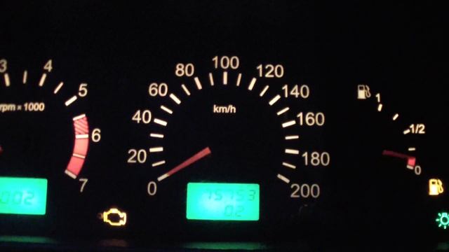Зеленая подсветка одометра в проиборной панели ВАЗ 2115 и тест. смотреть онлайн