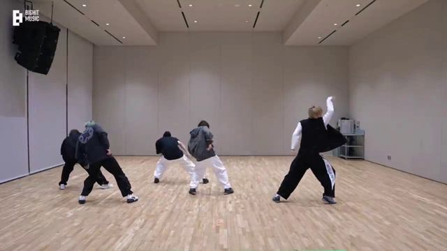 TXT - Deja Vu DANCE PRACTICE смотреть онлайн