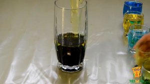 Как залить жидкость в стакан слоями?