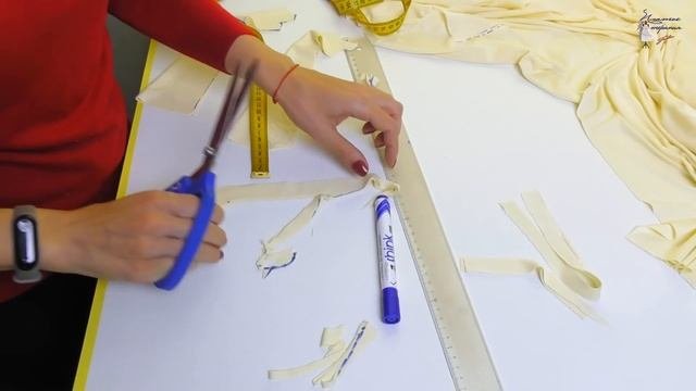 Как сшить? Платье с драпировкой переходящая в пояс. Два варианта кроя