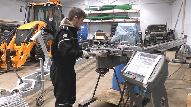 Серийная гибка труб из нержавейки на автоматическом трубогибочном станке MASTER.3X смотреть онлайн