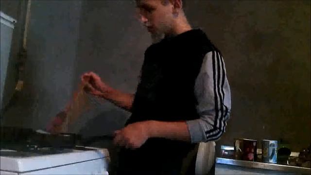 А жареных блинов не хочешь!? - !ВОДА КОЛА МОЛОКО! - И блинчики