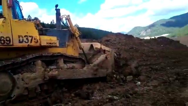 Бульдозер Komatsu D375A купить