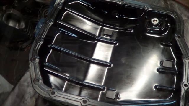 Замена трансмиссионной жидкости и фильтра АКПП Toyota RAV4 `03 смотреть онлайн