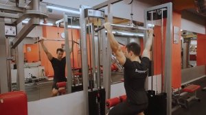 7 тяга вертикального блока широким хватом с постоновкой за голову