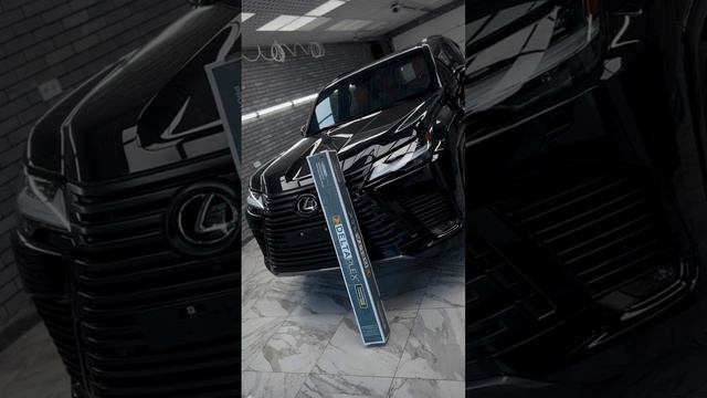 Антигравийная защита лобового стекла Lexus пленкой DELTAPLEX® от студии FELIX TONIROVKA