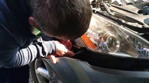 Замена лампочек в габаритах . На Нессан Мурано.