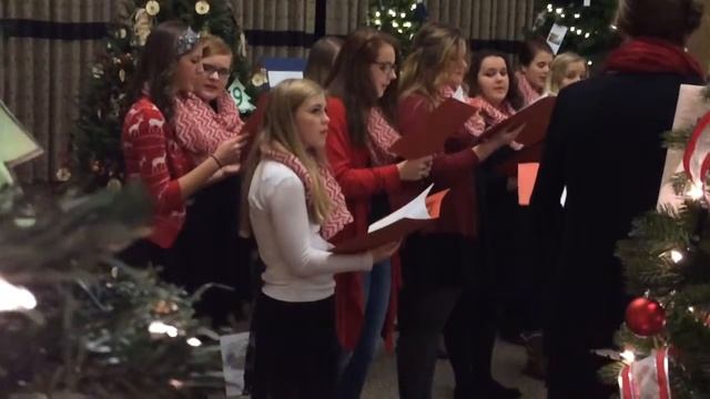 Joy to the World - Dickens of a Christmas смотреть онлайн