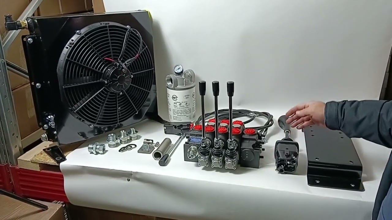 Гидравлика на Кировец К 700 3 секции 140 литров смотреть онлайн