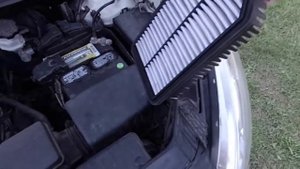 '13 Kia Soul Engine Air Filter Replacement