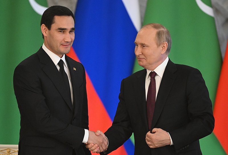 Путин поговорил по телефону с главами Туркмении и Ирана / События на ТВЦ