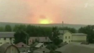 Два новых мощных взрыва прогремели на территории арсенала под Ачинском, возобновился пожар