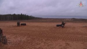 Подготовка мобилизованных на полигоне в Ленинградской области