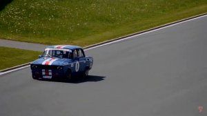 Гонки классических автомобилей на автодроме Moscow Raceway