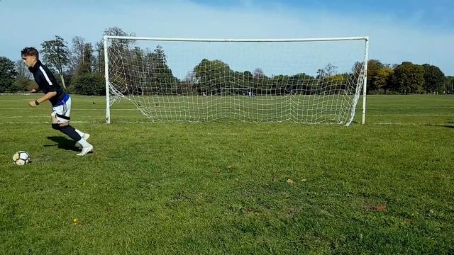 REPEATED CRISTIANO RONALDO SKILLS AND TRICKS. ПОВТОРИЛ ТРЮКИ И ГОЛЫ КРИШТИАНО РОНАЛДО смотреть онлайн