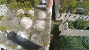 Армянские варвары продолжают разрушать азербайджанский город Шуша