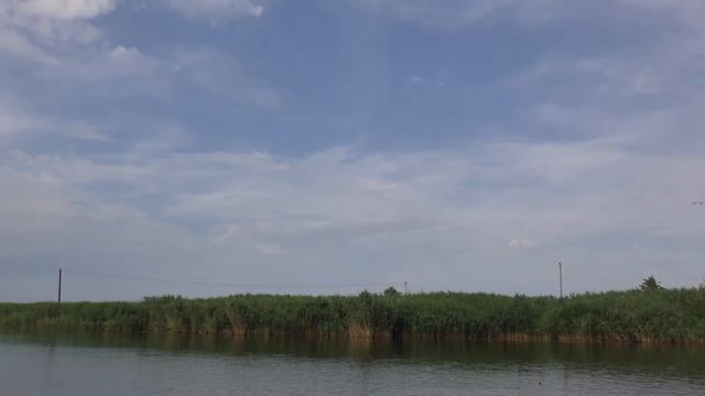КАРАСЬ НА ПОПЛАВОК дуплетами рвут лески