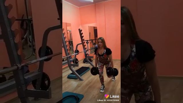 Выпады с весом 40 кг смотреть онлайн