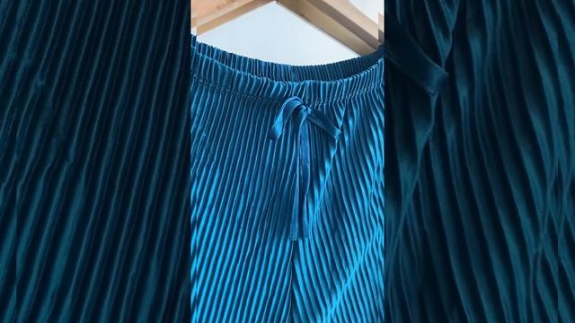 Недорогие‼️ плиссированные ШТАНЫ с #aliexpress . Ссылка в описании! смотреть онлайн